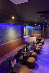 Girls Lounge Ravir・ラヴィール - 中野駅北口のガールズバー 店舗写真