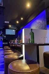 Girls Lounge Ravir・ラヴィール - 中野駅北口のガールズバー 店舗写真