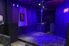 ROSE・ロゼ - 御殿場のガールズバー 店舗写真