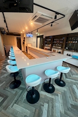 OL Cafe & BAR まるのうち・マルノウチ - 新所沢のガールズバー 店舗写真