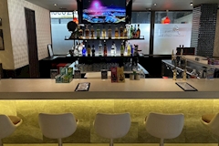 AMUSEMENT Girl's Bar Fellows・フェロウズ - ひばりヶ丘のガールズバー 店舗写真