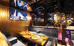 高級感あふれるラグジュアリーなカラオケバー🎤🥂✨