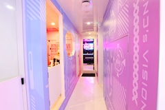 esports cafe＆bar れじぇび・レジェビ - 池袋東口のコンカフェ 店舗写真