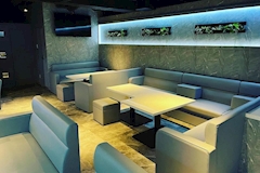 Lounge Aki・アキ - 梅田の昼キャバ 店舗写真