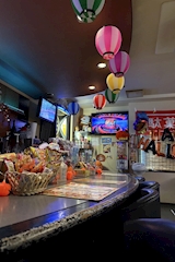 駄菓子倶楽部ROA・ダガシクラブロア - 久米のガールズバー 店舗写真