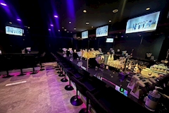 BAR A・バーエー - 新大久保のガールズバー 店舗写真