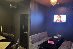 なんちゃってBar - 大村市・本町のガールズバー 店舗写真