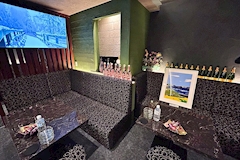 LOUNGE BELLE・ベレー - 盛岡のスナック 店舗写真