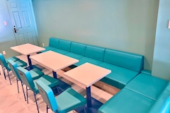 BLUE BOX・ブルーボックス - ミナミのスナック 店舗写真