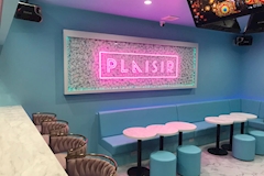 ぷれじーる - 松山市のガールズバー 店舗写真