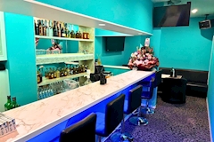 BuZZ LIPS・バズリップス - 須賀川のラウンジ 店舗写真