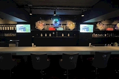 Girls Lounge secret veny・シークレットベニー - 神田のガールズバー 店舗写真