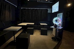 Girls Lounge secret veny・シークレットベニー - 神田のガールズバー 店舗写真