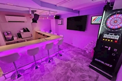 GirlsBar Twenty Seven -27-湯島店・トゥエンティセブン - 湯島のガールズバー 店舗写真