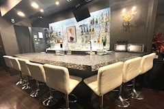 NEER・ニール - 名古屋 栄のガールズバー 店舗写真