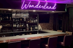 Wonderland・ワンダーランド - 聖蹟桜ヶ丘のパブ/スナック 店舗写真