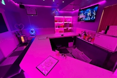 GirlsBar Twenty Seven -27-・トゥエンティセブン - 歌舞伎町のガールズバー 店舗写真