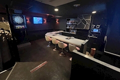 TWENTY SEVEN・トゥエンティ セブン - 関内のガールズバー 店舗写真