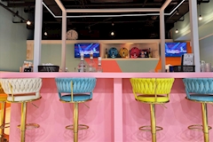 GirlsBar ViVi・ヴィヴィ - 国分町のガールズバー 店舗写真