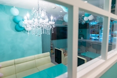 BAR Teddy＆Co.・テディアンドコー - 千日前のガールズバー 店舗写真