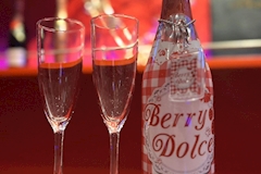Cafe&Bar Berry Dolce・ベリードルチェ - 練馬のガールズバー 店舗写真