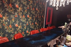 ロマンチックカフェ＆バー ざくろ - 歌舞伎町のコンカフェ 店舗写真