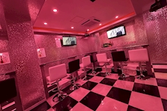 Bunny’s Bar Queen・バニーズバー クイーン - 本厚木のガールズバー 店舗写真