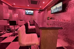 Bunny’s Bar Queen・バニーズバー クイーン - 本厚木のガールズバー 店舗写真