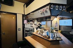 藤乃萬花・フジノバンカ - 大久保のパブ/スナック 店舗写真
