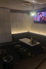 BAR LOUNGE MYSTIQUE・ミスティーク - 歌舞伎町のガールズバー 店舗写真