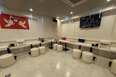 Girls Lounge 酒preme・シュプリーム - 関内のクラブ/ラウンジ 店舗写真