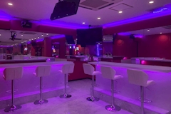 BAR CLUB LUMIERE・ルミエール - 小作のガールズバー 店舗写真