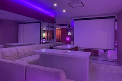 BAR CLUB LUMIERE・ルミエール - 小作のガールズバー 店舗写真