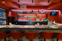 PALACE-ATHENE・パラスアテネ - 湯島のガールズバー 店舗写真