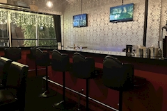Girl's Bar Cherry ・チェリー - 神楽坂・飯田橋のガールズバー 店舗写真