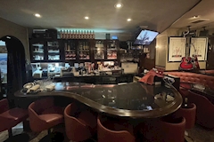 Marmelo ette・マルメロ・エット - 湯島のパブ/スナック 店舗写真