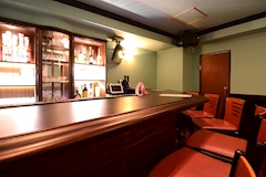 Girl’s Bar BLUE MOON・ブルームーン - 広島市(流川)のガールズバー 店舗写真