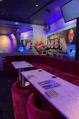 わけあり - 千葉・富士見町のガールズバー 店舗写真