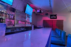 GIRLS BAR ZONE・ゾーン - 相模原のガールズバー 店舗写真