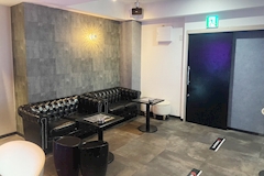 Girls&Darts BarN3・ガールズアンドダーツバーエヌスリー - 小山・東口のガールズバー 店舗写真