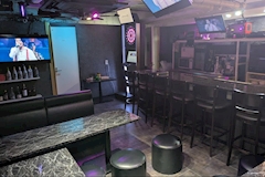 Bar ASTER・アステール - 新宿三丁目のガールズバー 店舗写真