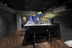 VEGAS・ベガス - 川崎駅のガールズバー 店舗写真