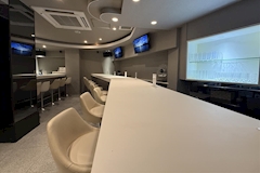 Girls Bar kitty・キティ - 町田のガールズバー 店舗写真
