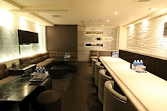 Lounge Mon.・モン - 岡山市(中央町)のラウンジ/クラブ 店舗写真