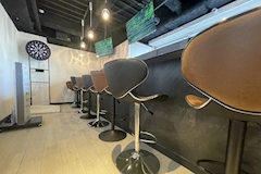 GIRL'S BAR POP・ポップ - 新宿駅東口のガールズバー 店舗写真