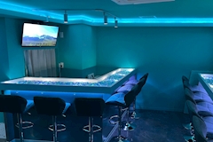 Girls bar Cinderella・シンデレラ - 葛西のガールズバー 店舗写真