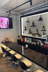 ANRI・アンリ - 富士見のガールズバー 店舗写真