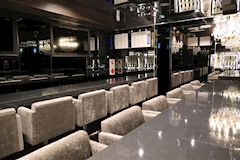 AILESS・エス - 錦糸町駅南口のガールズバー 店舗写真