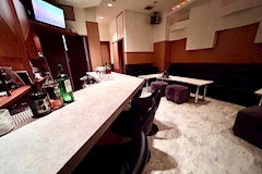 New Snack Iberis・イベリス - 青森市のスナック 店舗写真