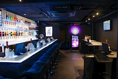 Queen・クイーン - 広島市（流川）のガールズバー 店舗写真